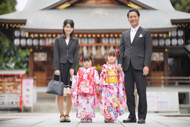 family photo for shichigosan
